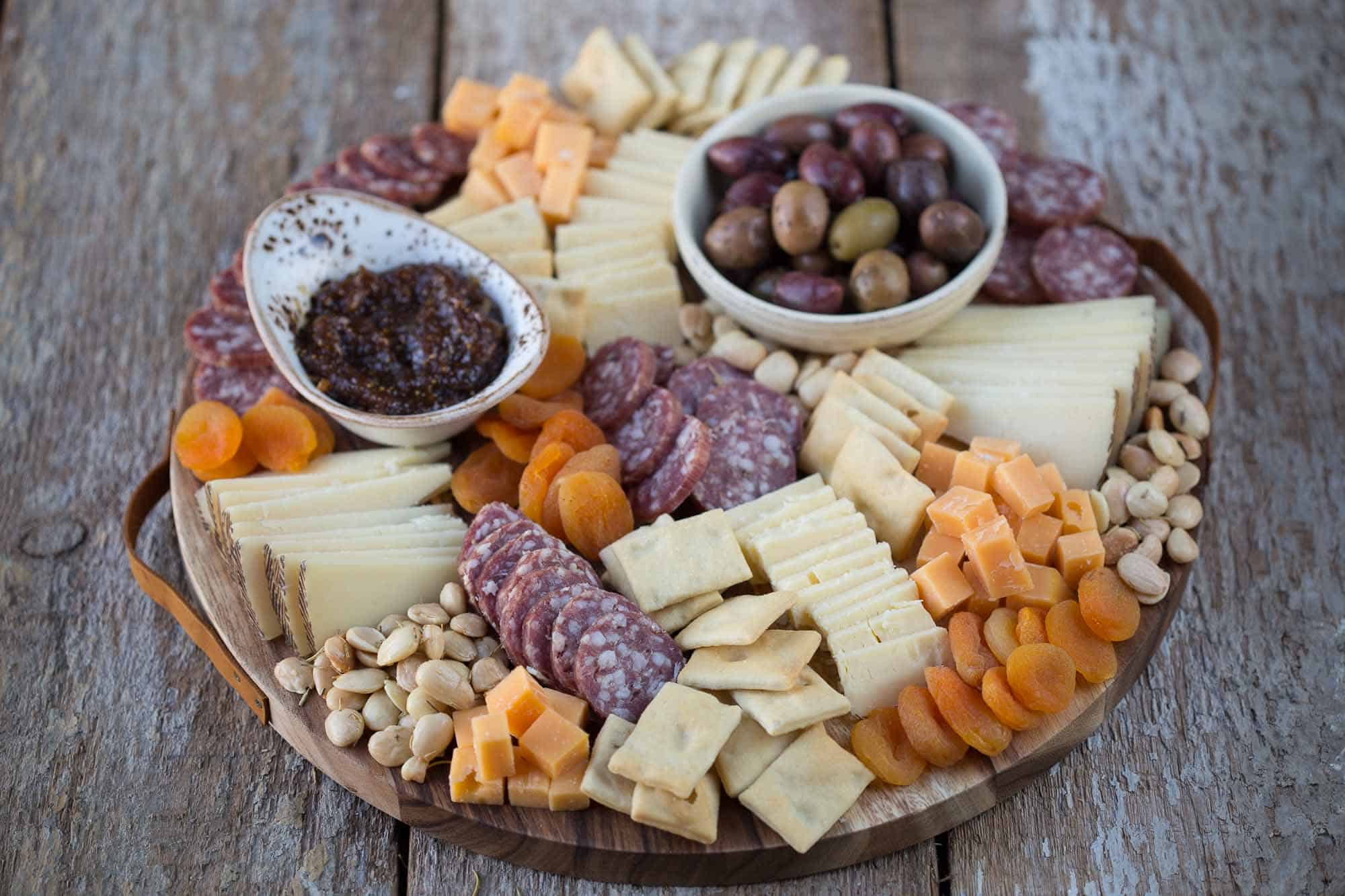 how to make a cheese board