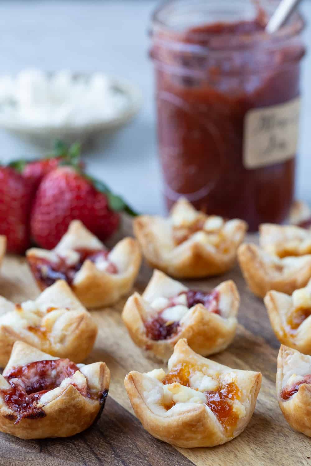 Puff Pastry Bites with Goat Cheese and Jam