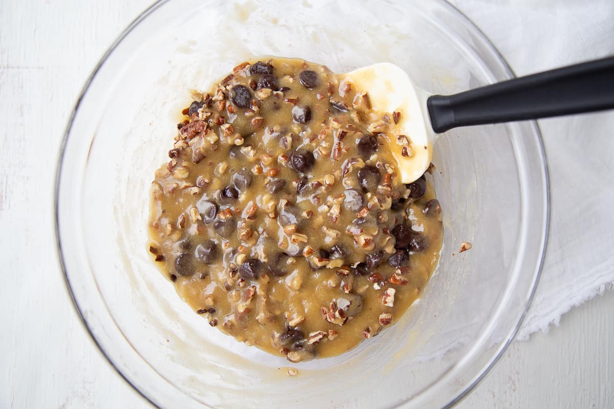 cookie pie batter in a glass bowl.