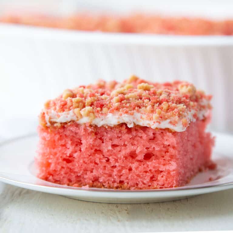 Strawberry Crunch Cake