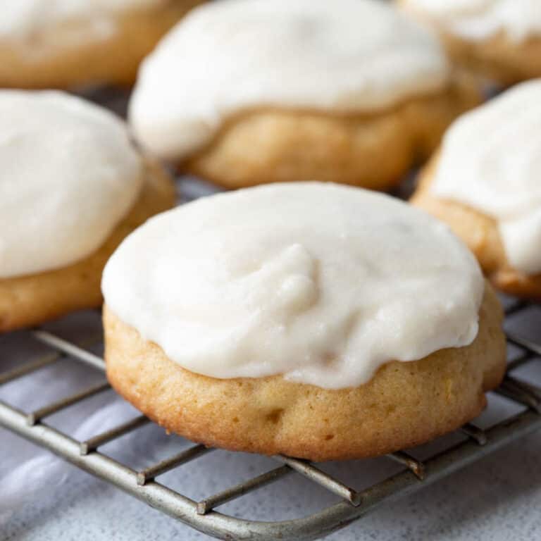 Old Fashioned Pineapple Cookies