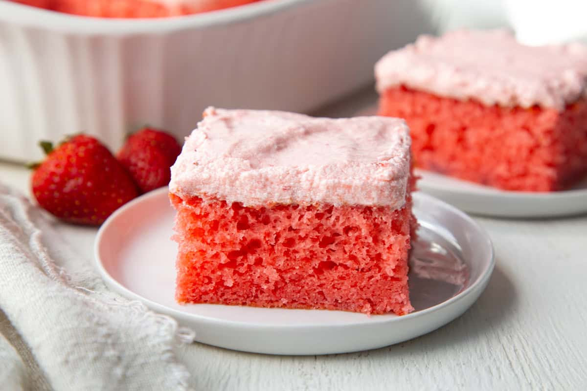 Easy Strawberry Jell-O Cake - Gift of Hospitality