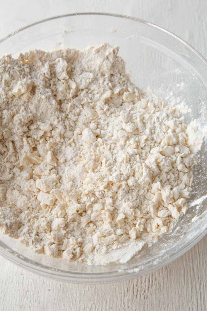 flour with pea sized lumps of lard in it.